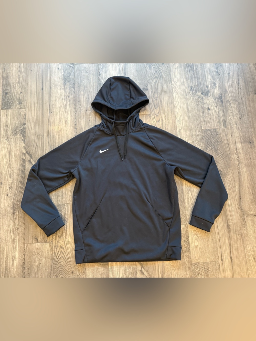 Nike Men’s Dri-Fit Black Pullover Hoodie. Size Medium